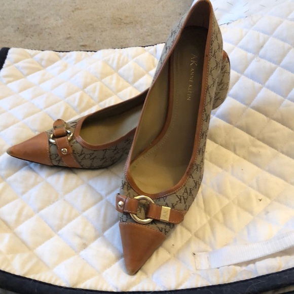 Anne Klein heels - Picture 3 of 4